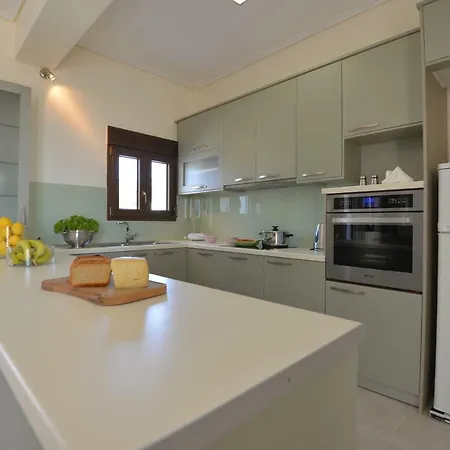 Lidromi * Alonnisos Town